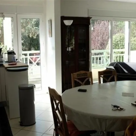 Casa de Férias House Abatilles Quartier Arbore Trois Chambres Huit Personnes